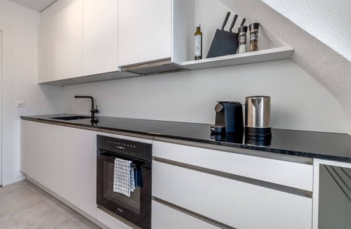 District 6 Apartment | Vertical Suite · Gemütliche 3-SZ Wohnung