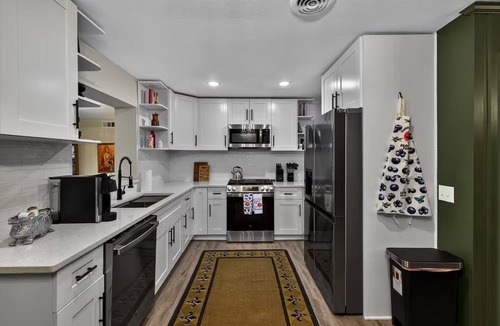 Covington House | Vervain Villa, Stay With Vampire Diaries Props