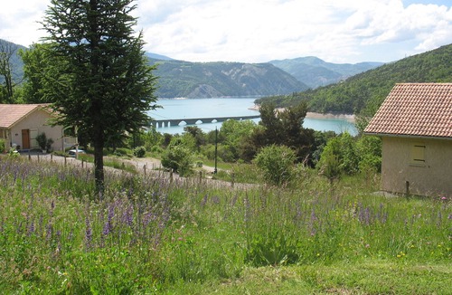 Chorges Ski Chalet | Very beautiful chalet at the edge of the lake of Serre Ponçon 10 people