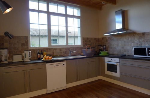 Verzeille Cottage | Very beautiful countryside, close to town, table tennis, table soccer, ponies, swimming pool in the village.