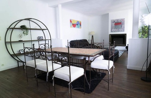 Puteaux Apartment | Very beautiful house with GARDEN in Puteaux