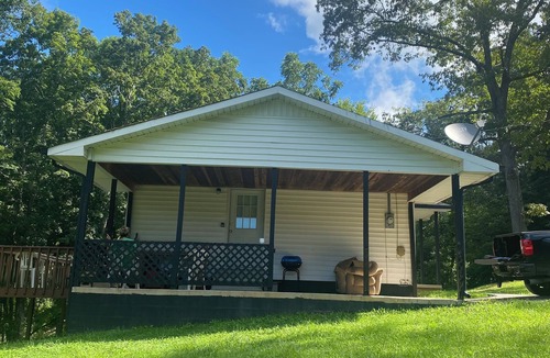 Speedwell House | Very beautiful mountain and lake scenery. Wild life all around