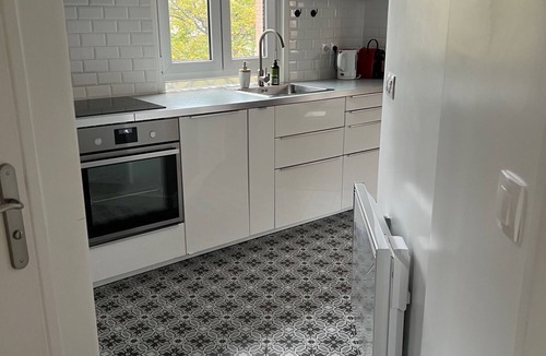 Les Puces de Saint-Ouen Apartment | Very bright and quiet apartment with terrace (43m2)