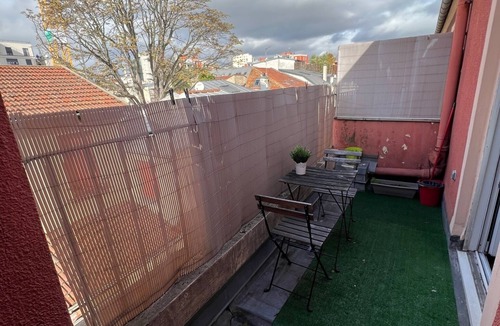 Les Puces de Saint-Ouen Apartment | Very bright and quiet apartment with terrace (43m2)