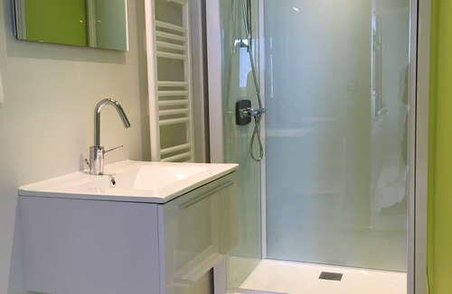 Chateauroux Apartment | Very bright, quiet gîte with panoramic view, opening onto huge terrace.