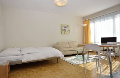District 6 Apartment | Very central & bright studio (Vineyard 51)