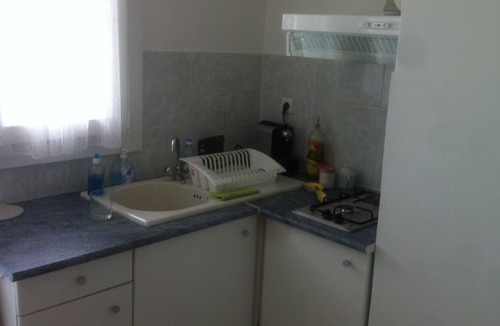 Marignane Apartment | Very central, near airport and TGV station