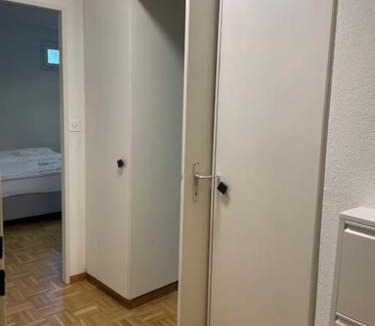Hochschulen Apartment | Very central studio - Art 3