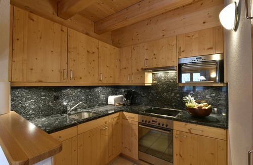 Grimentz Apartment | very comfortable 4-room apartment for 6-7 persons : small living room with TV - kitchen with dishwas