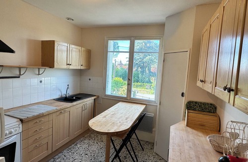 Allez-et-Cazeneuve Apartment | Very cosy comfortable 3 bedrooms near bars and restaurants villages médiéval