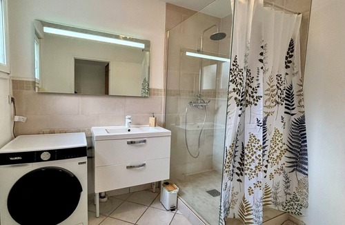 Saint-Acheul House | Very large mansion in Amiens, free parking & wifi