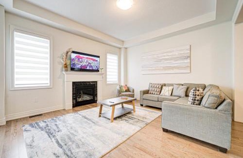 Richmond Hill Apartment | Very Modern New Luxury House in RichmondHill