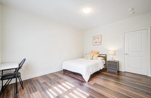 Richmond Hill Apartment | Very Modern New Luxury House in RichmondHill