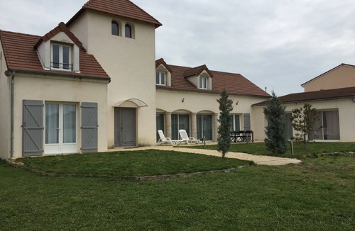 Saint-Clement-de-Regnat House | Very nice villa, tastefully decorated, 2000m2 land