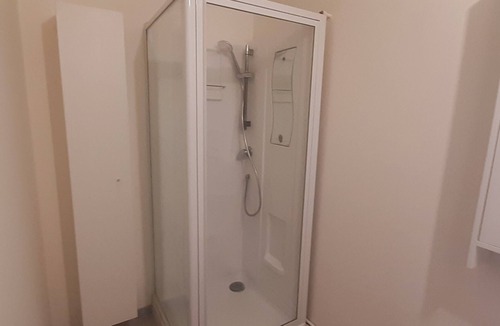 Denain Apartment | Very nice 35 m² studio on ground floor.wifi, Netflix.