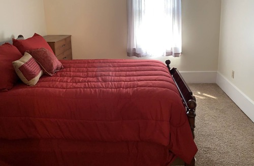 Tonkawa House | Very nice and cozy 3 Bedroom with full closets fully furnished