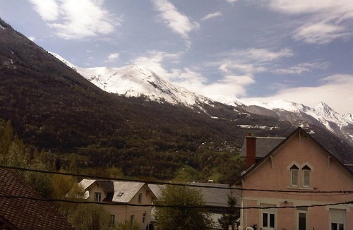 Esquieze-Sere Apartment | Very nice apartment T3 for 4 people in downtown Luz st Sauveur