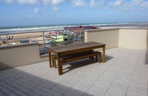 Wissant Apartment | Very nice apartment facing the sea feet in the sand
