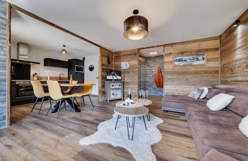 Le Cret Apartment | Very nice apartment, 3 Bedrooms Very nice view