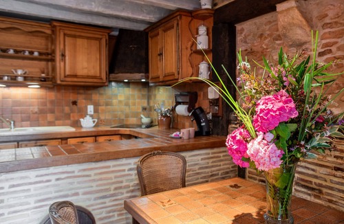 Montcabrier House | Very nice authentic gite with a private pool
