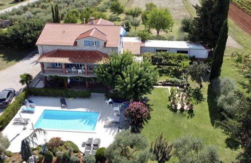 Dracevac House | Very nice detached country house TOPAZ near Porec, climate, 5 min. to the sea