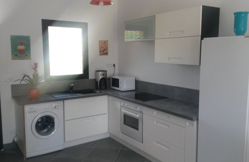 Vallon-Pont-d'Arc Cottage | VERY NICE GITE CLASS 3 * AIR-CONDITIONED FOR 4 PERS CENTER VALLON PONT D'ARC
