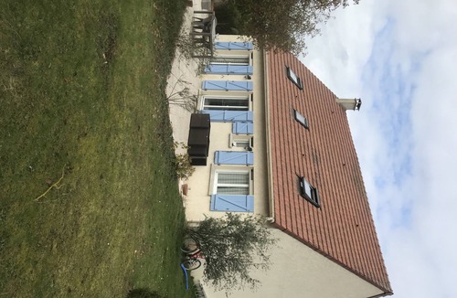 Prunay-en-Yvelines House | VERY NICE HOME OF 2 ROOMS FOR 6 ERSONNES