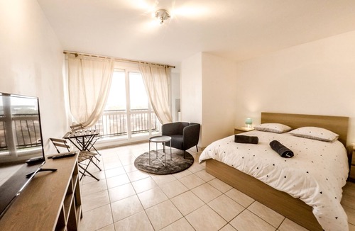 Chambray-les-Tours Apartment | Very nice modern apartment with all the comforts
