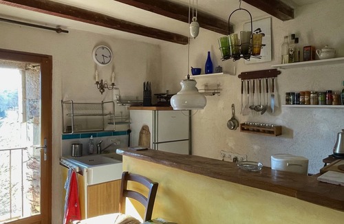 Bonnevaux House | Very nice old house with three terraces