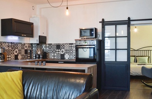 Saumur Apartment | Very nice, quietly located apartment in Saumur, ideal to discover the beautiful Loire region.