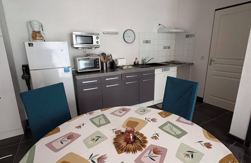 Eugenie-les-Bains Apartment | Very nice T2 ground floor with bay window in a quiet area not overlooked