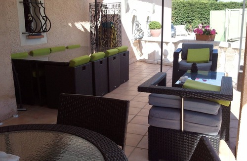 Gignac-la-Nerthe Villa | VERY NICE VILLA FOR 10 PEOPLE MAXIMUM