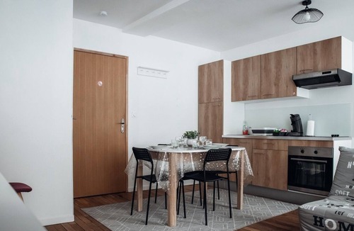 Ernee Apartment | very pleasant and warm accommodation