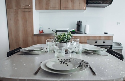 Ernee Apartment | very pleasant and warm accommodation