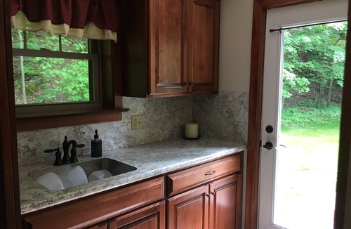 Halifax Cottage | Very Private With Hot Tub