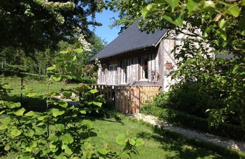 Gonneville-sur-Honfleur Cottage | Very quiet and beautiful nature view, charming gite near Honfleur