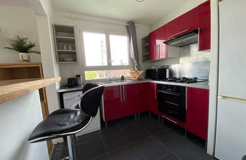 Quartier Calmette Apartment | Very quiet and bright apartment in Caen