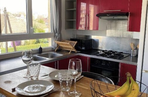 Quartier Calmette Apartment | Very quiet and bright apartment in Caen
