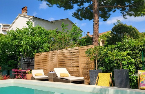 Les Cevennes House | Very quiet townhouse renovated garden pool