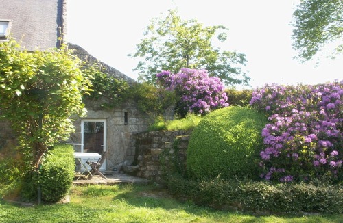 Bieuzy House | Very small Unusual but complete accommodation