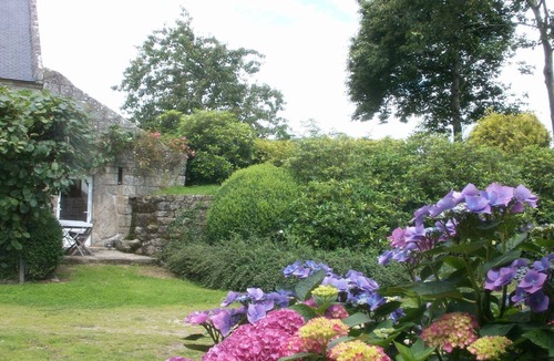 Bieuzy House | Very small Unusual but complete accommodation