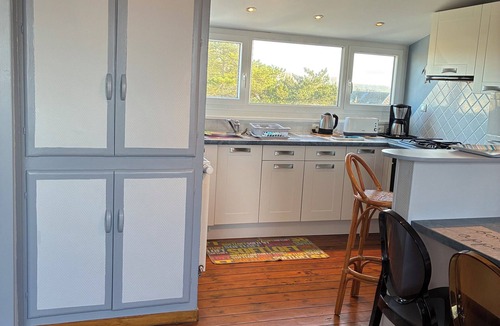 Cayeux-sur-Mer Cottage | Very spacious and bright apartment for 2 PEOPLE to CAYEUX-sur-mer