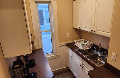 Manchester Apartment | Very spacious, clean, and comfortable first floor unit. Close to major highway!
