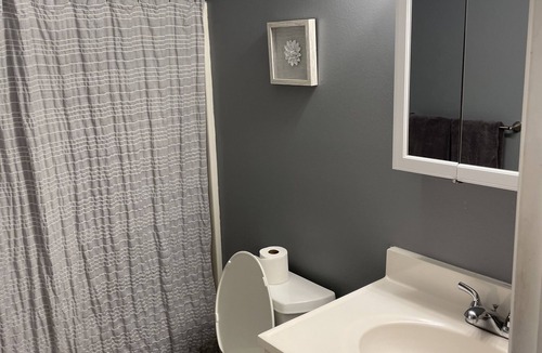 Gray Apartment | Very Spacious, Open Floor Plan 2 Bedroom Apt.