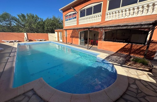 Le Bosc House | VERY SPACIOUS RESIDENCE FOR 8 TO 14 PEOPLE LARGE SWIMMING POOL