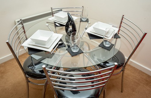 Fenny Stratford Apartment | Very stylish and spacious apartment!