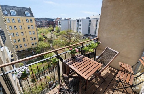 København V Apartment | Vesterbro beauty Summ