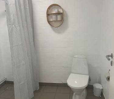 Nykobing Mors Bed & Breakfast | Vestervang bed and NO breakfast