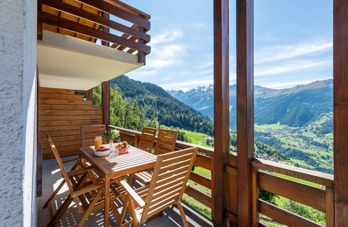 Verbier Apartment | Vetera 223 - Central Verbier - Duplex great views - sleeps 7-10 in 5 bedrooms