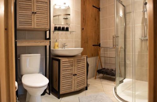 Saint-Yrieix-la-Perche Bed & Breakfast | Veyrinas 43